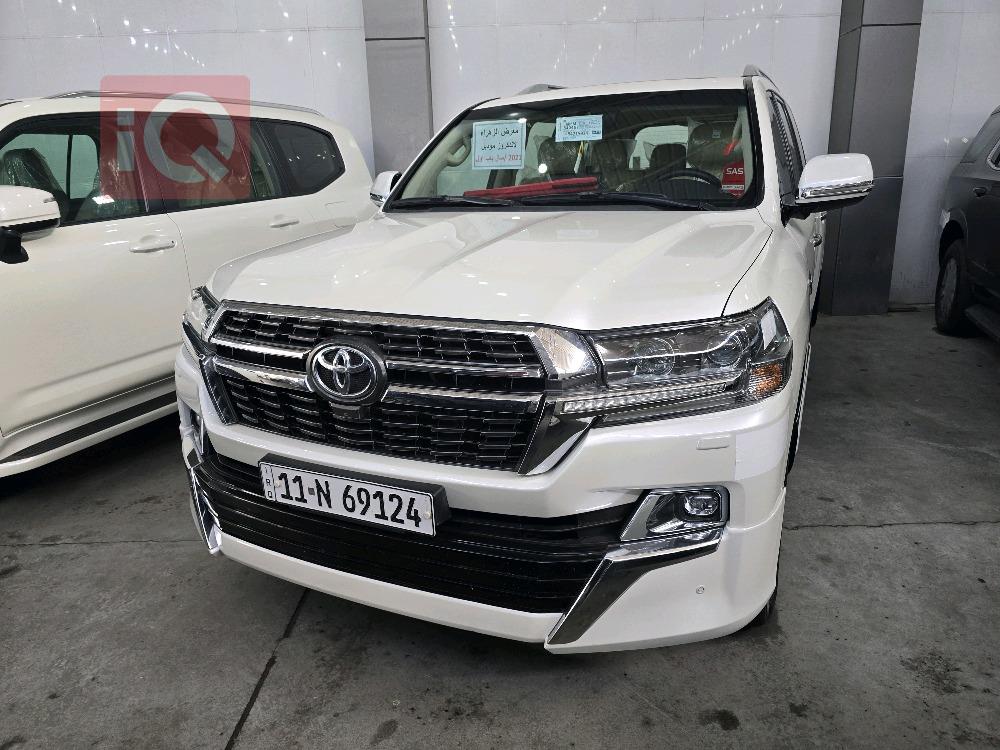 تويوتا لاندكروزر